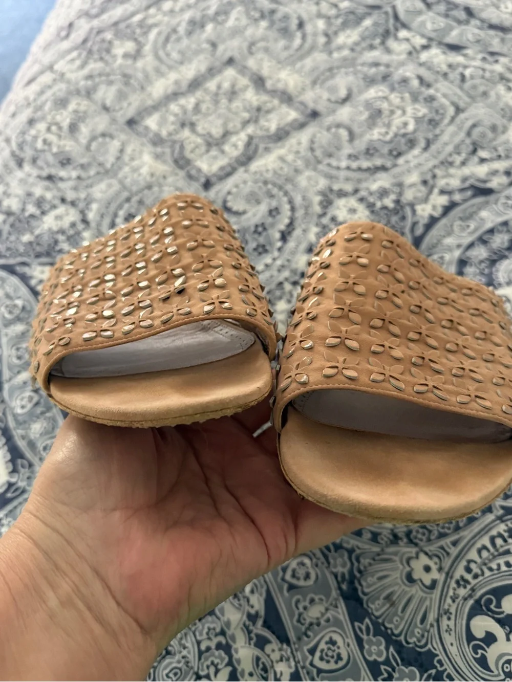 Alaia Tan Lasercut Flat Mules in size 40 - Picture 7 of 13